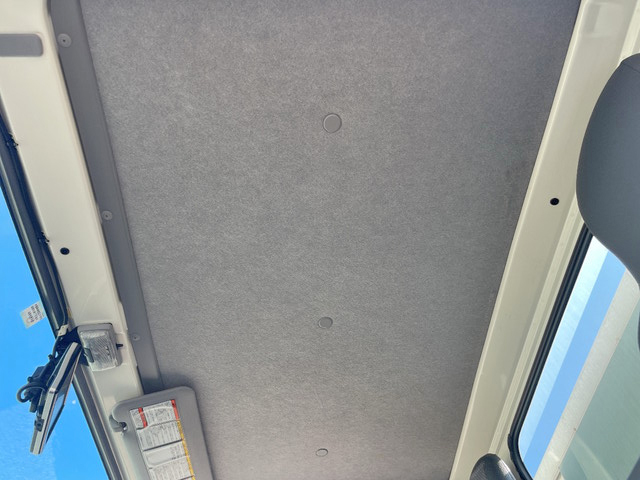 いすゞエルフ冷凍車（冷蔵車）小型（2t・3t）[写真33]