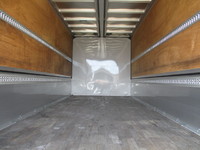 いすゞフォワードアルミウイング中型（4t）[写真08]