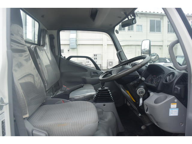 トヨタダイナ平ボディ小型（2t・3t）[写真28]