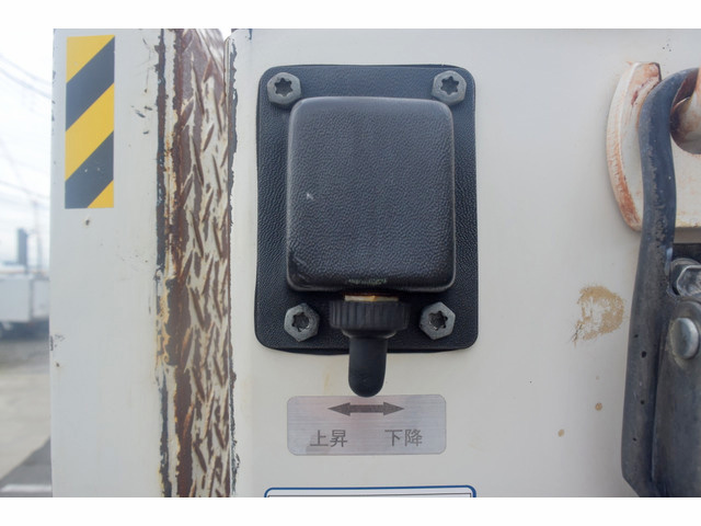 トヨタダイナ平ボディ小型（2t・3t）[写真04]