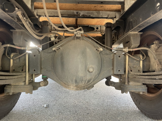 日野デュトロ平ボディ小型（2t・3t）[写真18]