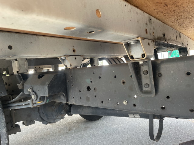 日野デュトロ平ボディ小型（2t・3t）[写真18]