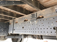 いすゞフォワード平ボディ中型（4t）[写真17]