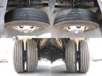 いすゞフォワード平ボディ中型（4t）[写真22]