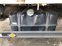 いすゞエルフ平ボディ小型（2t・3t）[写真15]