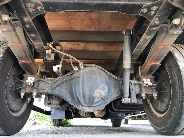 いすゞエルフ平ボディ小型（2t・3t）[写真19]