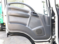 いすゞエルフ平ボディ小型（2t・3t）[写真25]