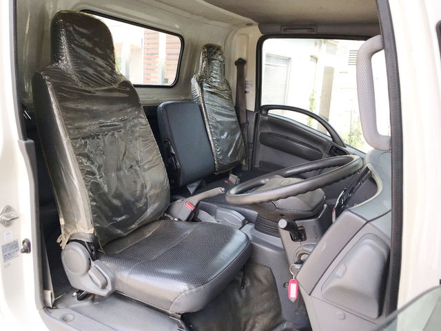 いすゞエルフ平ボディ小型（2t・3t）[写真28]