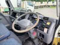 三菱ふそうキャンターアルミバン小型（2t・3t）[写真34]