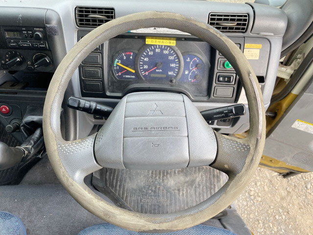 三菱ふそうキャンターアルミバン小型（2t・3t）[写真37]