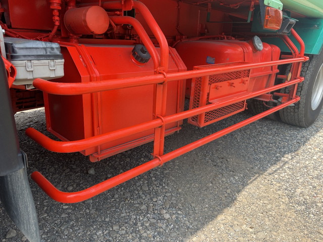 いすゞフォワードパッカー車（塵芥車）増トン（6t・8t）[写真16]