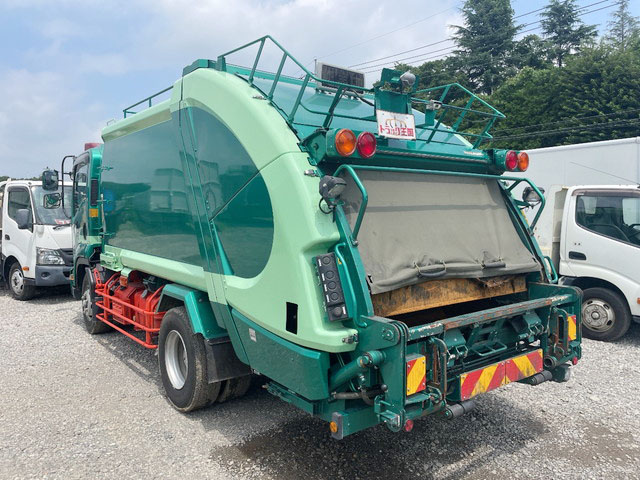 いすゞフォワードパッカー車（塵芥車）増トン（6t・8t）[写真04]