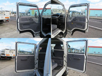 いすゞエルフダブルキャブ（Wキャブ）小型（2t・3t）[写真14]