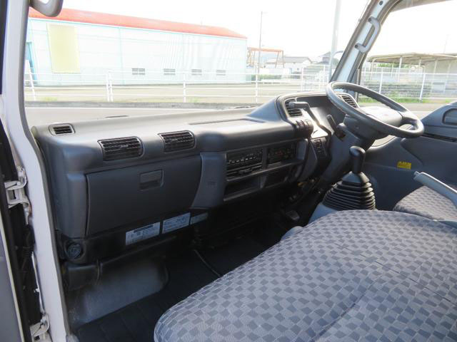 いすゞエルフダブルキャブ（Wキャブ）小型（2t・3t）[写真21]