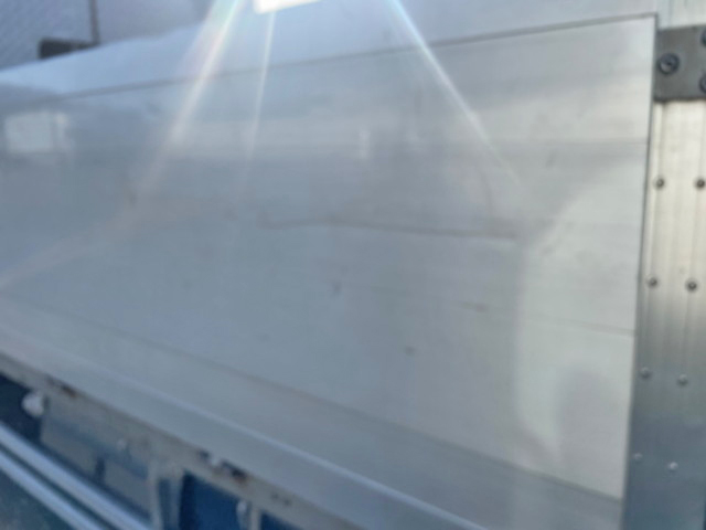 日野レンジャーアルミブロック中型（4t）[写真07]