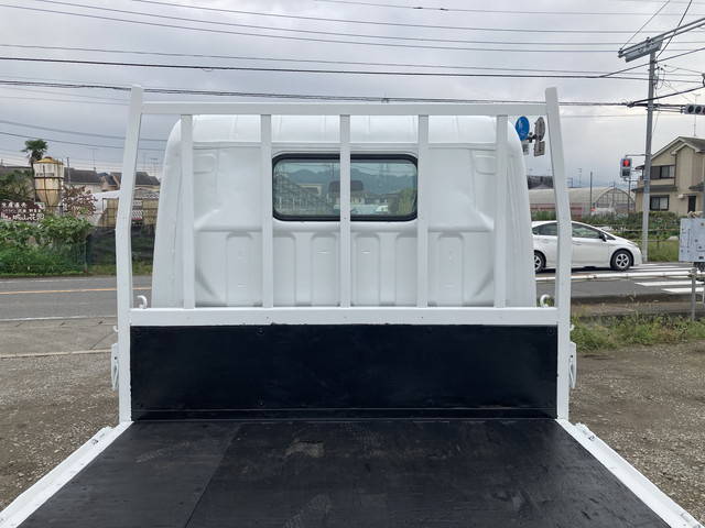 三菱ふそうキャンター平ボディ小型（2t・3t）[写真14]