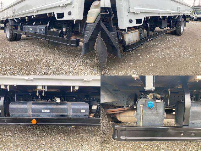 三菱ふそうキャンター平ボディ小型（2t・3t）[写真20]