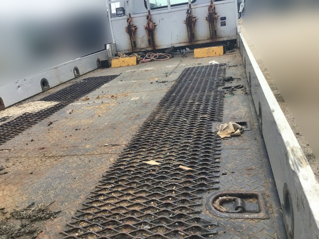 いすゞエルフセーフティローダー小型（2t・3t）[写真10]