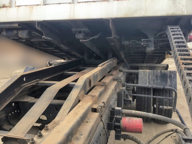 いすゞエルフセーフティローダー小型（2t・3t）[写真21]