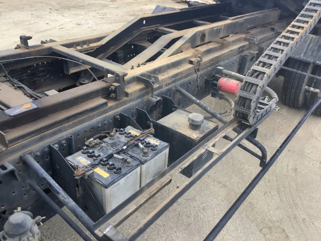 いすゞエルフセーフティローダー小型（2t・3t）[写真24]