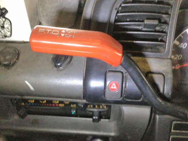 いすゞエルフクレーン5段小型（2t・3t）[写真26]