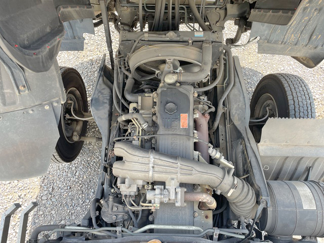 三菱ふそうファイター幌ウイング中型（4t）[写真28]