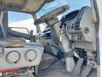 三菱ふそうファイター幌ウイング中型（4t）[写真36]