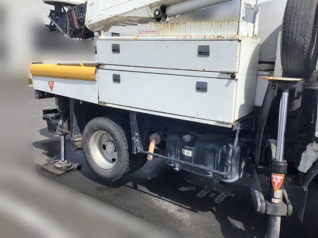 いすゞエルフ高所作業車小型（2t・3t）[写真08]