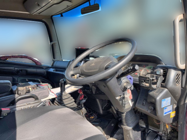 日野レンジャーダンプ増トン（6t・8t）[写真30]