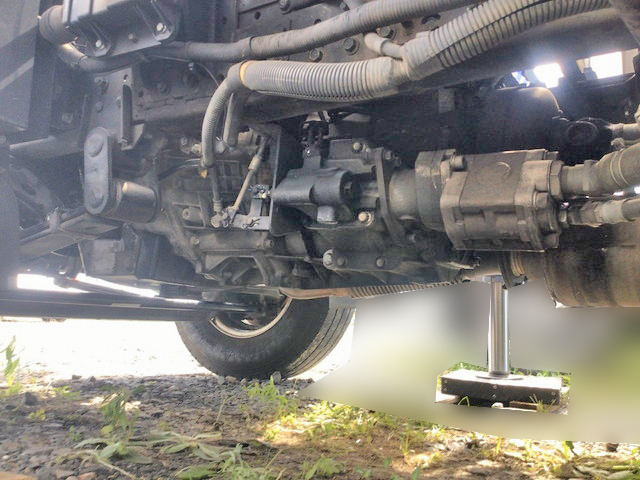 三菱ふそうキャンタークレーン4段小型（2t・3t）[写真14]