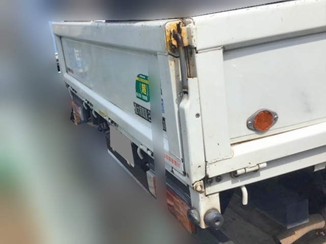 三菱ふそうキャンタークレーン4段小型（2t・3t）[写真02]