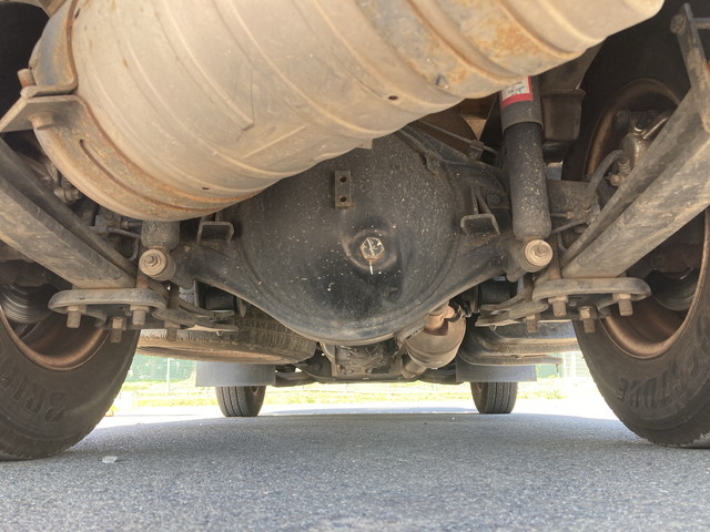 三菱ふそうキャンター平ボディ小型（2t・3t）[写真20]