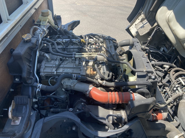 三菱ふそうキャンター平ボディ小型（2t・3t）[写真22]