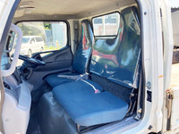 三菱ふそうキャンター平ボディ小型（2t・3t）[写真27]