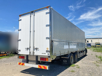 UDトラックスクオンアルミウイング大型（10t）[写真02]