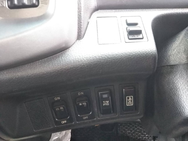 日野レンジャークレーン3段増トン（6t・8t）[写真34]