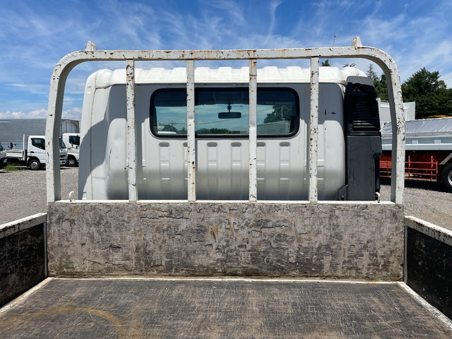 日野デュトロ平ボディ小型（2t・3t）[写真10]