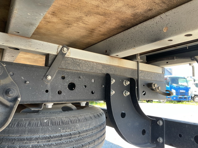 日野デュトロ平ボディ小型（2t・3t）[写真18]