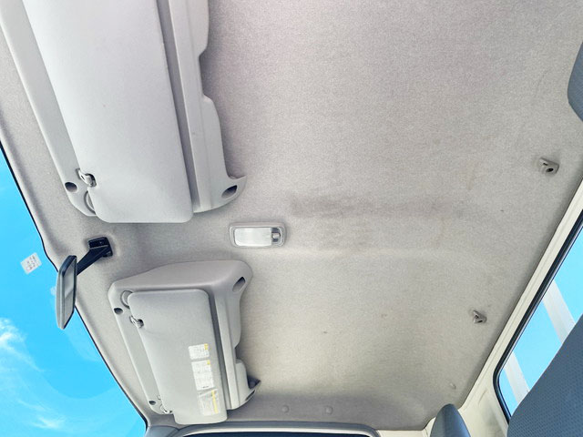 日野デュトロ平ボディ小型（2t・3t）[写真28]