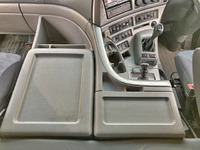 UDトラックスクオンアルミウイング大型（10t）[写真32]