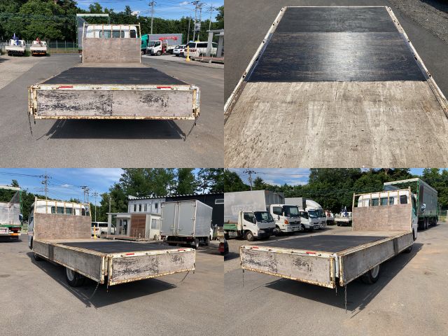 三菱ふそうキャンター平ボディ小型（2t・3t）[写真12]