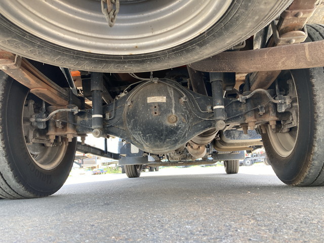 三菱ふそうキャンター平ボディ小型（2t・3t）[写真16]