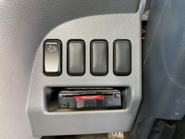 三菱ふそうキャンター平ボディ小型（2t・3t）[写真31]