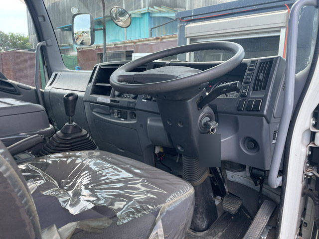 いすゞフォワードクレーン4段中型（4t）[写真31]