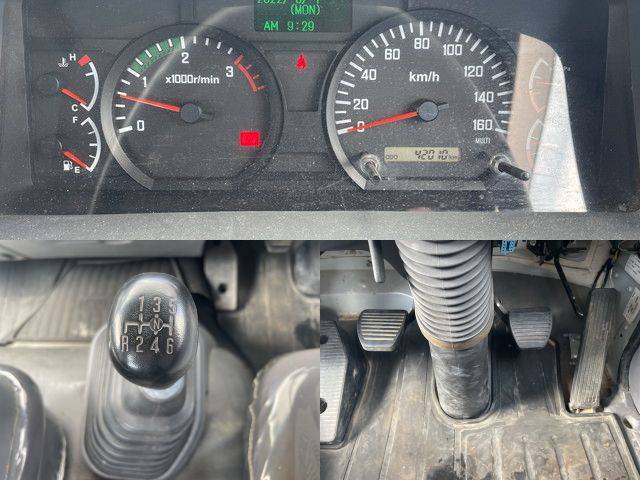 いすゞフォワードクレーン4段中型（4t）[写真34]