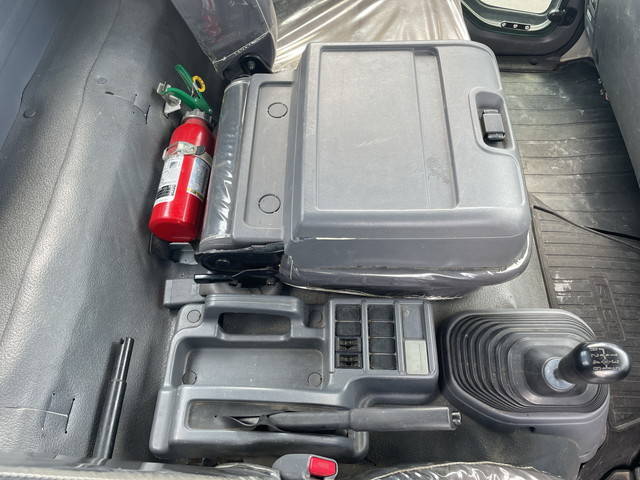 いすゞフォワードクレーン4段中型（4t）[写真35]