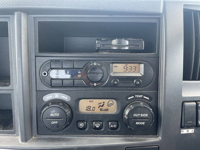 いすゞフォワードクレーン4段中型（4t）[写真36]