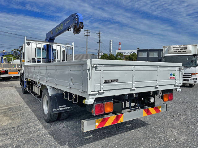 いすゞフォワードクレーン4段中型（4t）[写真04]