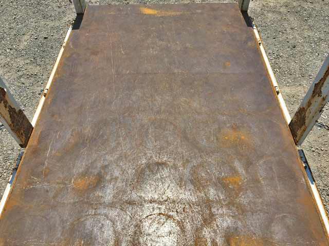 いすゞエルフ平ボディ小型（2t・3t）[写真15]