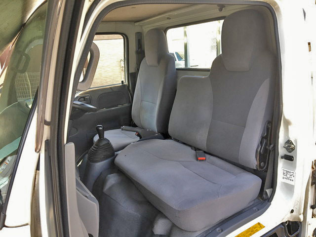 いすゞエルフ平ボディ小型（2t・3t）[写真26]